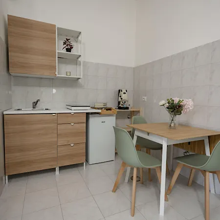 Giufrania 4* Castellammare di Stabia